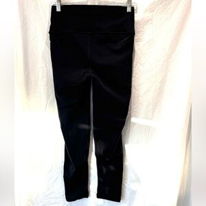 Athleta metro leggings black. SZ L/XL Worn Twice